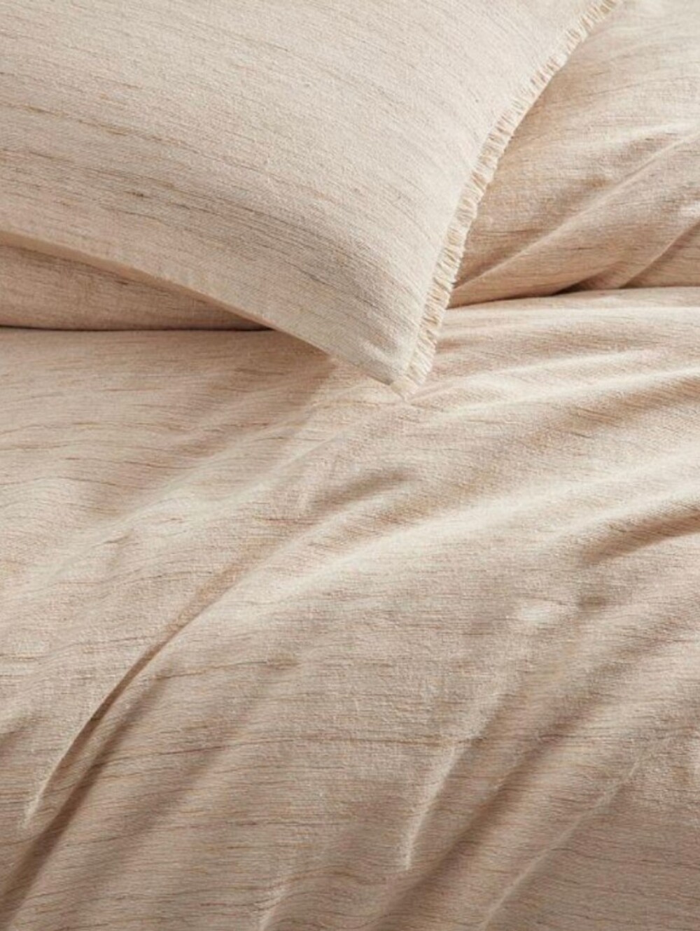Donna Karen gold raw silk duvet cover in king - Picture 2 of 8